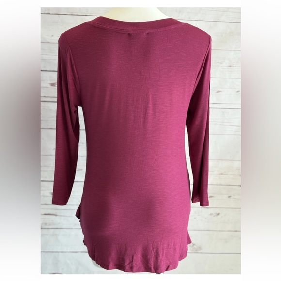 Skinnygirl Fuschia Ruched Front Shirt Size Medium Workout Top 3/4 Sleeve NWOT - Picture 7 of 10